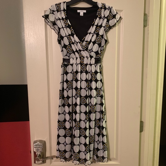 Dress Barn Dresses & Skirts - Super Cute Fit & Flare Midi Dress